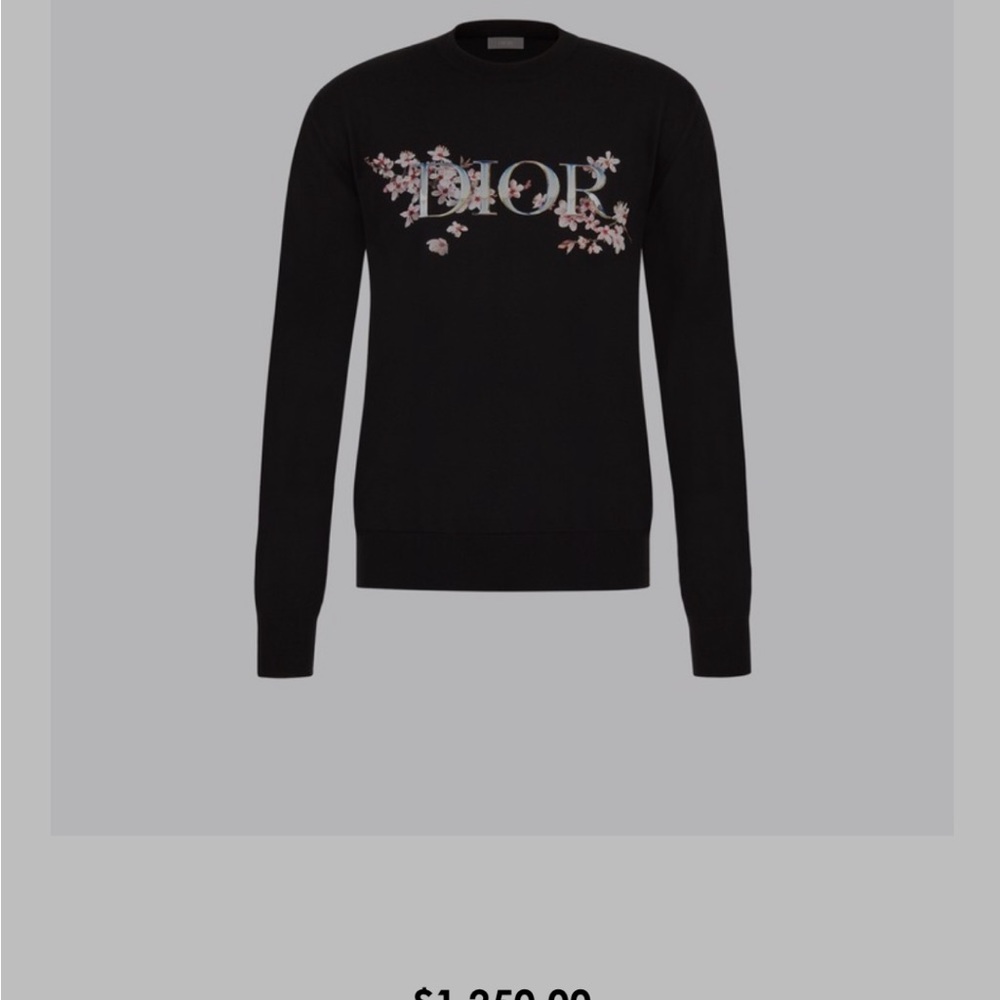 Guaranteed authentic purchased in the Dior at design district size is large